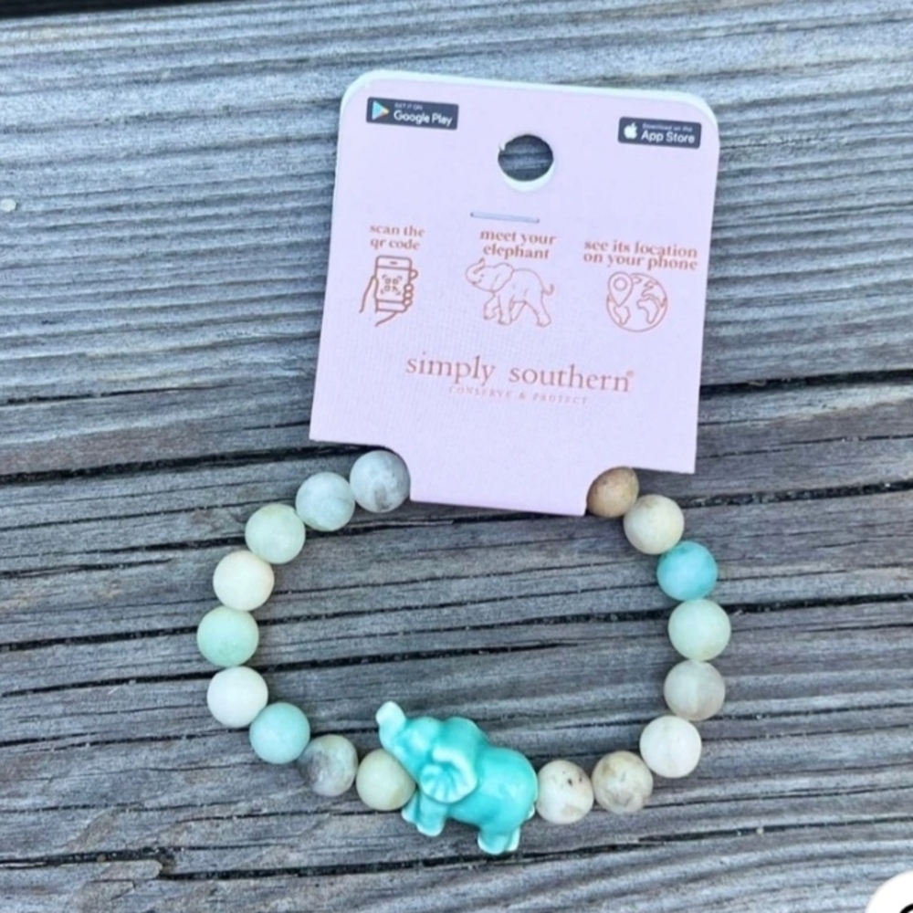 Simply Southern Aqua Elephant Bead Stretch Bracelet